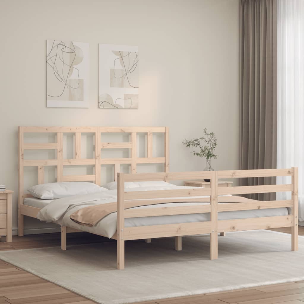 Massivholzbett mit Kopfteil