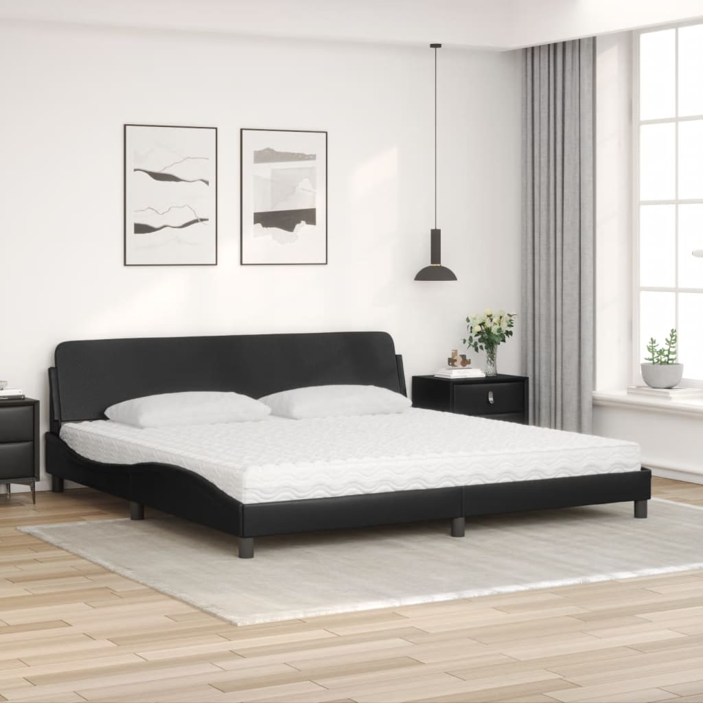 Bett mit Matratze Schwarz 200x200 cm Kunstleder